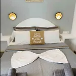 Daire Rembelos Santorini *