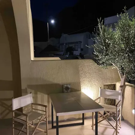 Rembelos Santorini * 페리사