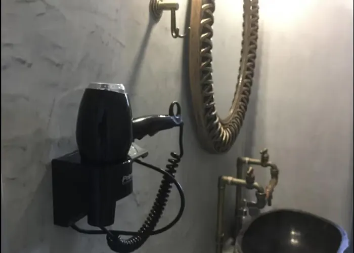 Rembelos Santorini * ペリッサ