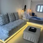 Διαμέρισμα Rembelos Santorini Περίσσα