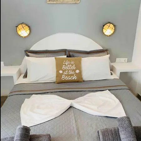 Apartment Rembelos Santorini *