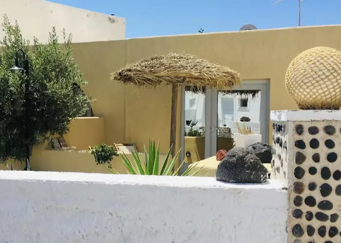 Rembelos Santorini Διαμέρισμα Περίσσα