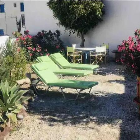 Rembelos Santorini Apartment Perissa (Santorini)